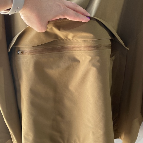 Lululemon Waterproof Poncho Jacket 14 Hiking Hooded - Picture 7 of 12